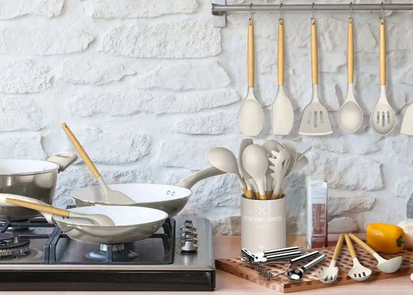 Dapur Estetik Minimalis dengan Peralatan Dapur Warna Senada